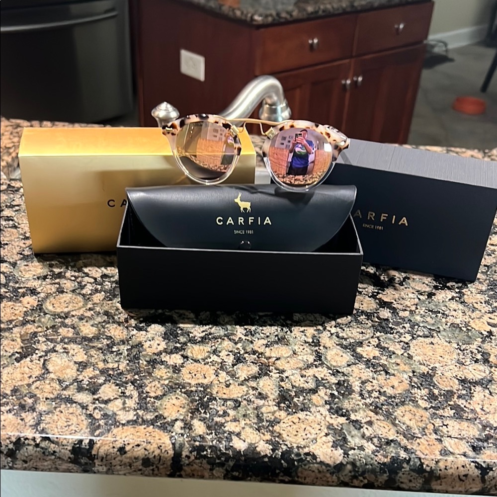 Women's Sunglasses - Gold and pink polarized